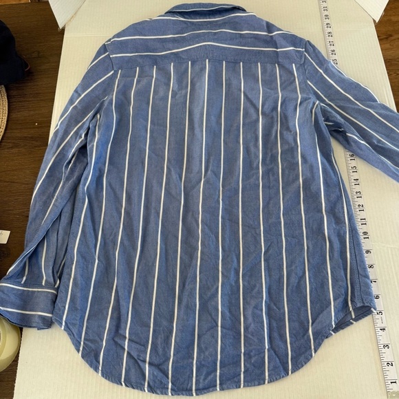 Tahari Blue and White Striped women’s button Up Preppy Shirt - Picture 3 of 5